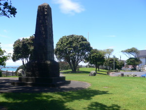 Settlers Memorial, Ngāmotu Beach, New Plymouth, commemorating the first ships of settlers that arrived in New Plymouth in 1841.