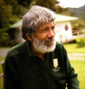 Mr Joe Pere who, with his wife Rose, invited Māori historians to his marae at Manutuke for the inaugural Te Pouhere Korero gathering, 1992.